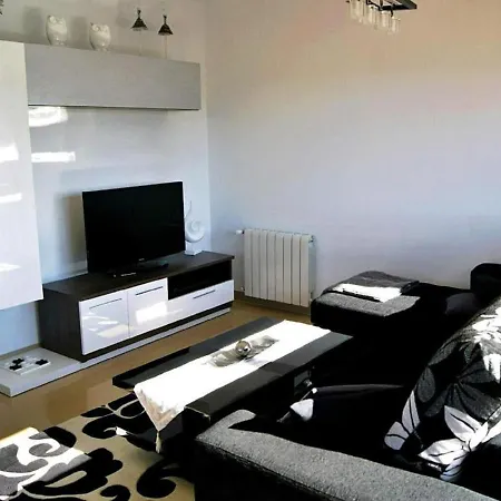 Luxury Penthouse Apartment *